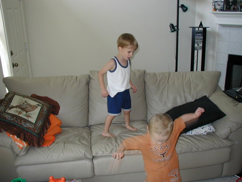 2002-07-06-3-Chance-Vale-jumping-on-couch.JPG