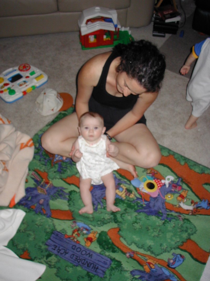 2002/07(July)/Misc/800x600_2002-07-11-3-Suzi-Kyla.JPG