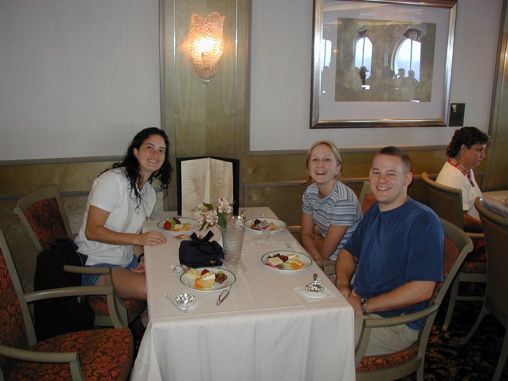 2002/08(August)/10th-Anniversary-Cruise-Rhapsody-of-the-Seas/1024x768_2002-08-05-01-Wine-Tasting-with-Adam-and-Jennifer-Suzi.JPG