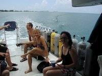 2002-08-08-05-Grand-Cayman-Suzi-SCUBA.JPG