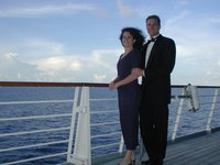 2002-08-08-23-Travis-Suzi-formal-deck.JPG