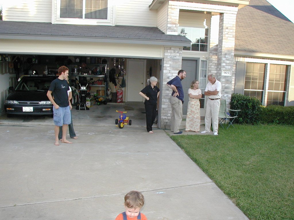 2002/08(August)/Misc/1024x768_2002-08-23-07-Mark-Grammy-James-Marta-Jay.JPG