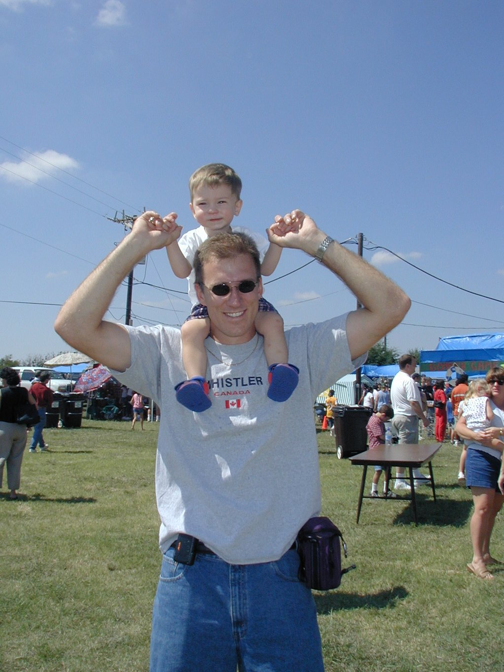 2002-09-29-Church-picnic-11-Travis-Dax.JPG