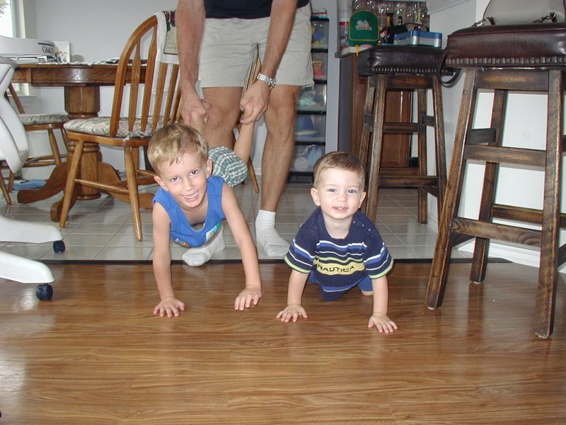 2002-09-08-wheelbarrow-kids-1-Chance-Dax.JPG