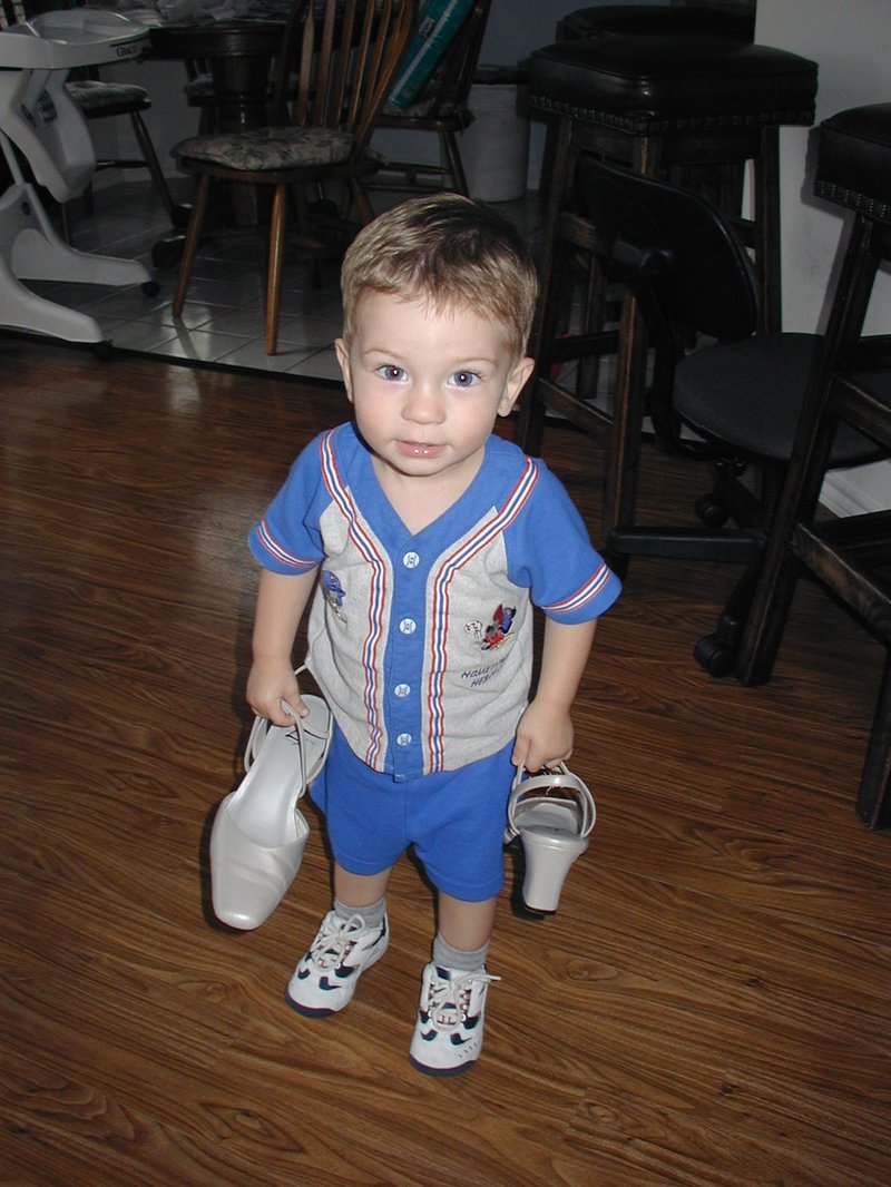 2002-09-19-Dax-with-Mommys-shoes-2.JPG