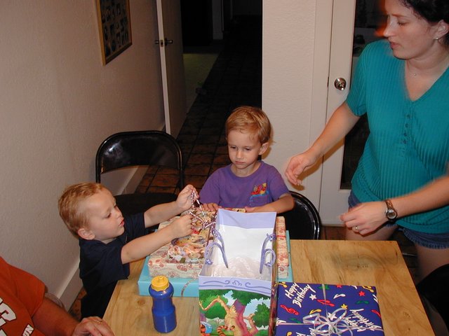 2002-10-06-Chance-3rd-Bday-3-Vale-Suzi.JPG