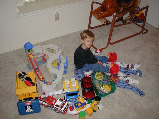 2002-11-03-Chance-bday-toys-3.JPG