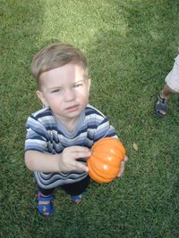 2002-10-05-Chance-3rd-Bday-15-Dax.JPG