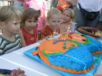 2002-10-05-Chance-3rd-Bday-16-Kalyani-Vale-Jack-cake.JPG