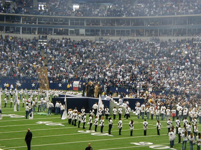 2002/10(October)/Cowboys-Game/640x480_2002-10-27-Cowboys-vs-Seattle-29.JPG