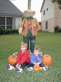 2002-10-31-Halloween-17-Chance-Dax-scarecrow.JPG