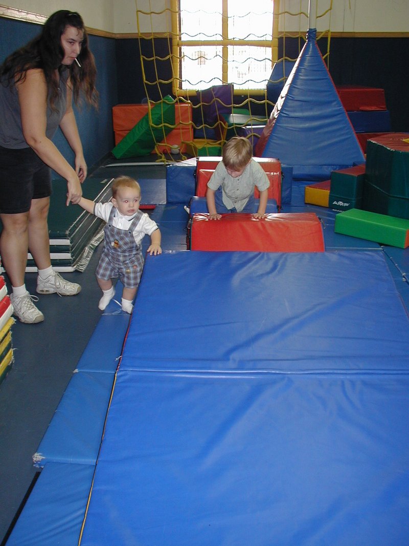 2002/10(October)/Jack-Bday/800x600_2002-10-19-Jack-Bday-07.JPG