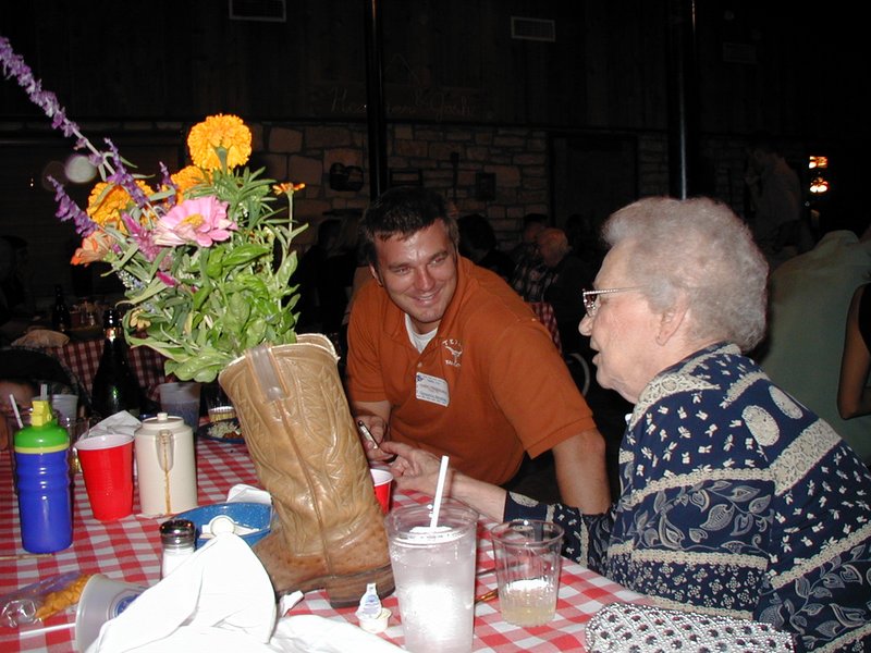 2002/10(October)/Josh-Heather-Rehersal-Dinner/800x600_2002-10-12-23-Josh-Heather-Rehersal-Dinner.JPG