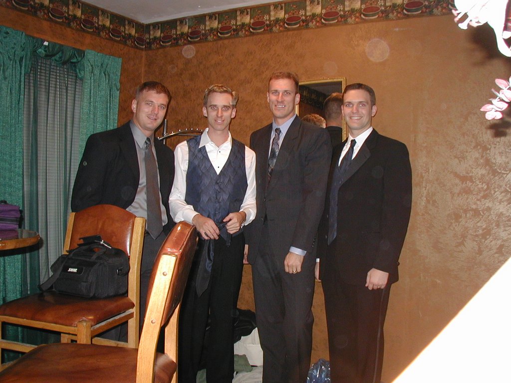 2002/10(October)/Josh-Heather-Wedding/1024x768_2002-10-13-006-Josh-Heather-Wedding-Justin-Josh-Travis-Carl.JPG