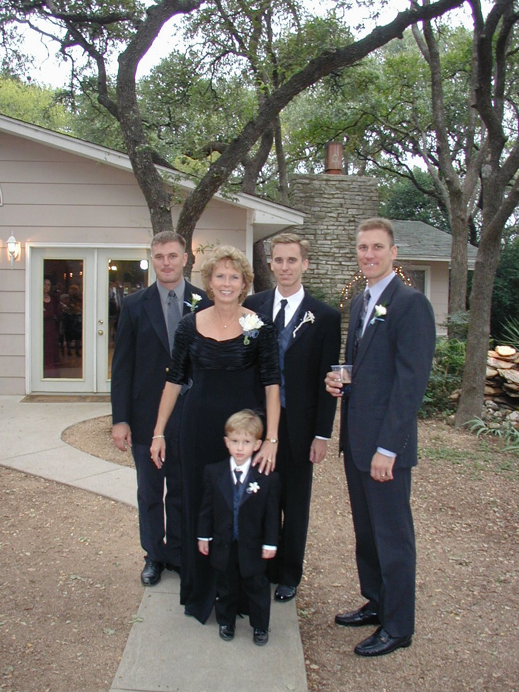 2002/10(October)/Josh-Heather-Wedding/1024x768_2002-10-13-013-Josh-Heather-Wedding-Justin-Janeen-Chance-tux-Josh-Travis.JPG