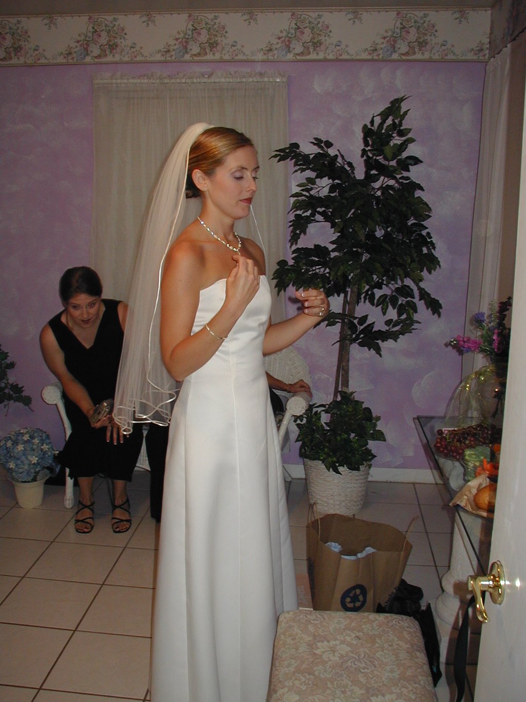 2002/10(October)/Josh-Heather-Wedding/1024x768_2002-10-13-016-Josh-Heather-Wedding.JPG