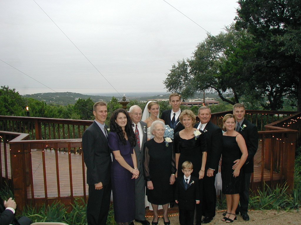 2002/10(October)/Josh-Heather-Wedding/1024x768_2002-10-13-057-Josh-Heather-Wedding.JPG