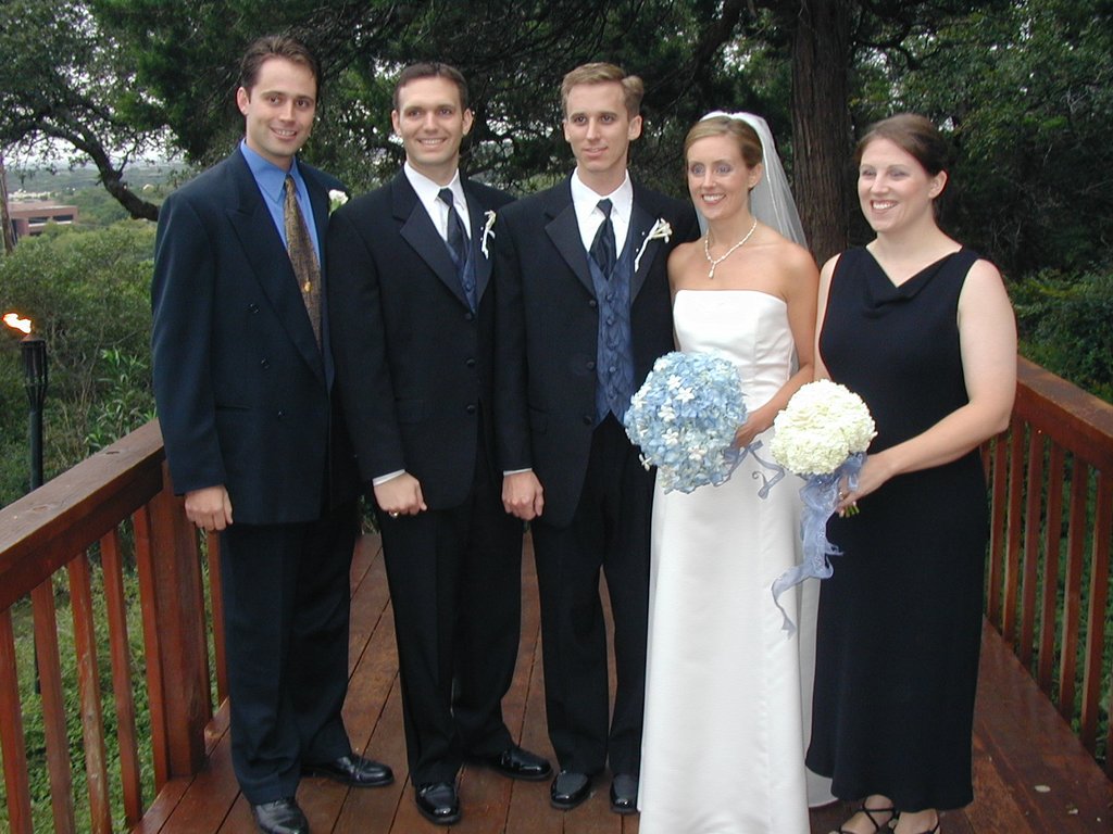 2002/10(October)/Josh-Heather-Wedding/1024x768_2002-10-13-084-Josh-Heather-Wedding.JPG