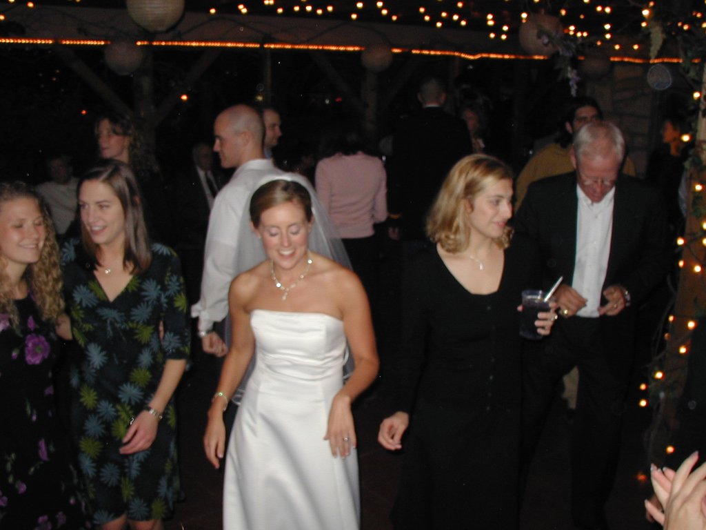 2002/10(October)/Josh-Heather-Wedding/1024x768_2002-10-13-159-Josh-Heather-Wedding.JPG