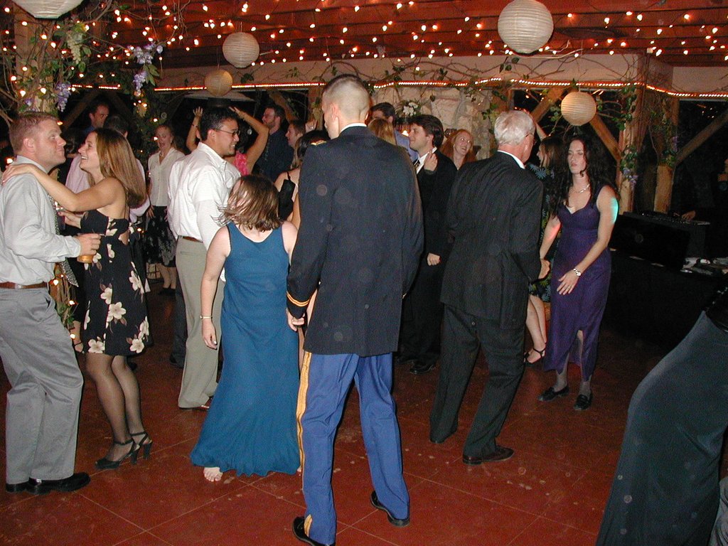 2002/10(October)/Josh-Heather-Wedding/1024x768_2002-10-13-166-Josh-Heather-Wedding-Emily-Joseph-dancing.JPG