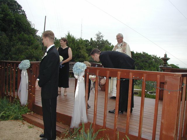 2002/10(October)/Josh-Heather-Wedding/640x480_2002-10-13-029-Josh-Heather-Wedding.JPG