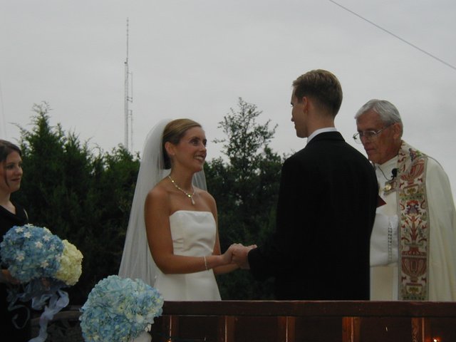 2002/10(October)/Josh-Heather-Wedding/640x480_2002-10-13-038-Josh-Heather-Wedding.JPG
