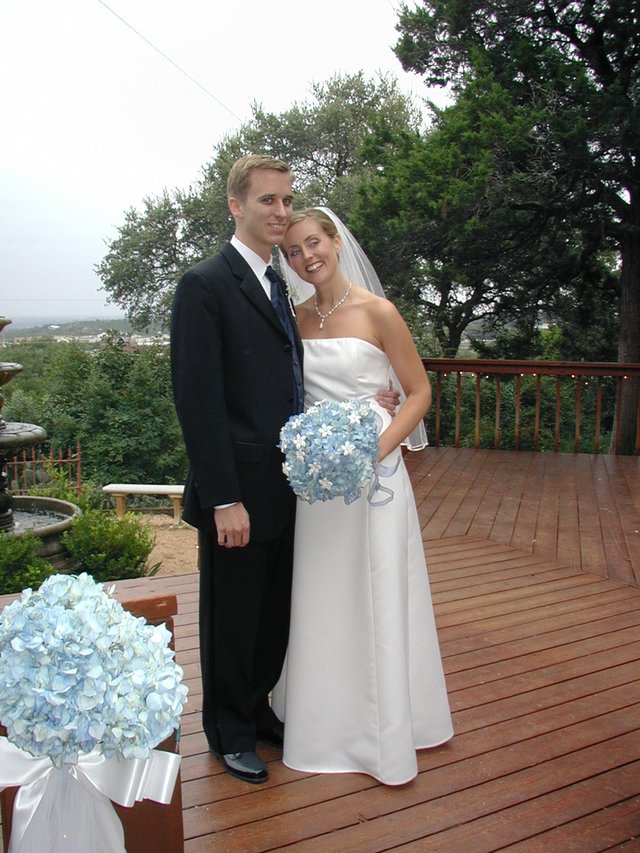 2002/10(October)/Josh-Heather-Wedding/640x480_2002-10-13-068-Josh-Heather-Wedding.JPG