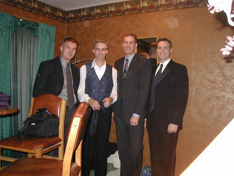 2002/10(October)/Josh-Heather-Wedding/800x600_2002-10-13-006-Josh-Heather-Wedding-Justin-Josh-Travis-Carl.JPG