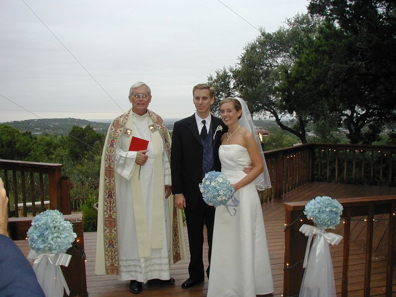 2002/10(October)/Josh-Heather-Wedding/800x600_2002-10-13-046-Josh-Heather-Wedding.JPG