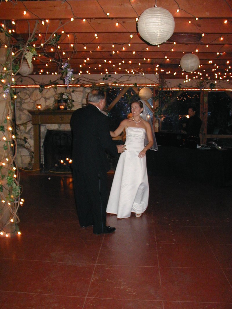 2002/10(October)/Josh-Heather-Wedding/800x600_2002-10-13-115-Josh-Heather-Wedding.JPG