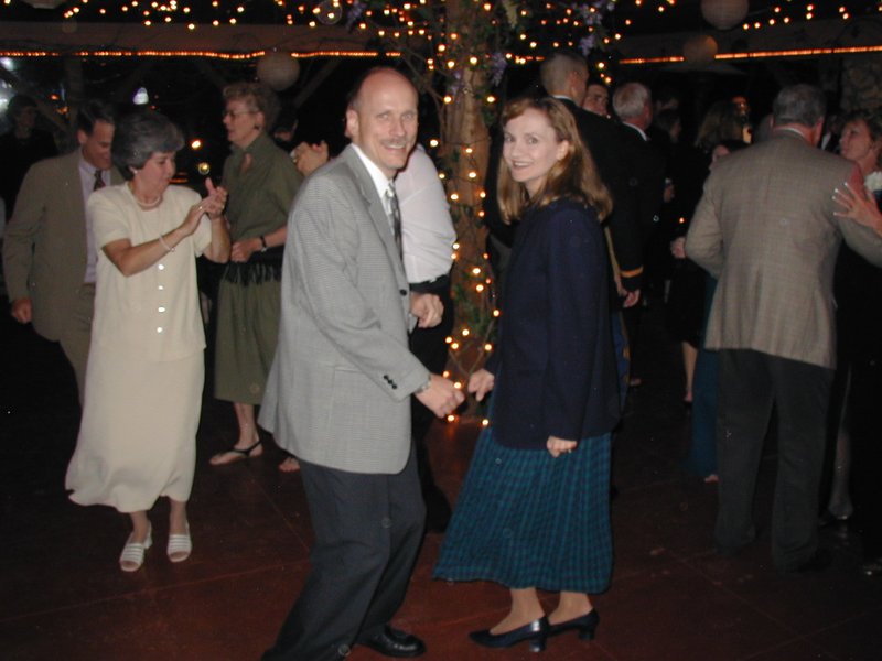 2002/10(October)/Josh-Heather-Wedding/800x600_2002-10-13-164-Josh-Heather-Wedding-Dan-Lisa-dancing.JPG