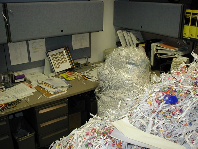 2002/10(October)/Misc/640x480_2002-10-21-AAC-Steve-turns-40-03.JPG