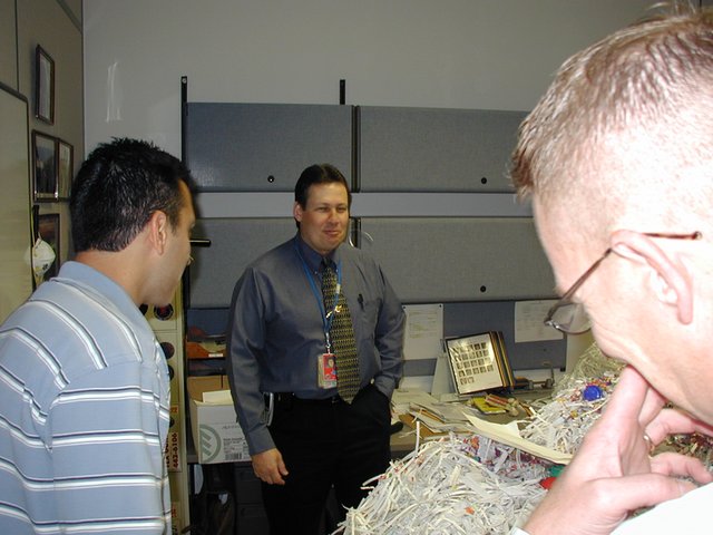2002-10-21-AAC-Steve-turns-40-07.JPG