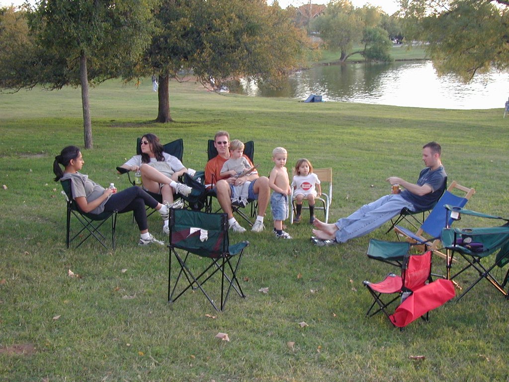 2002/11(November)/Camping/1024x768_2002-11-09-Inks-Lake-Camping-04-Kavita-Kiffin-Travis-Chance-Zen-Kalyani-Kevin.JPG