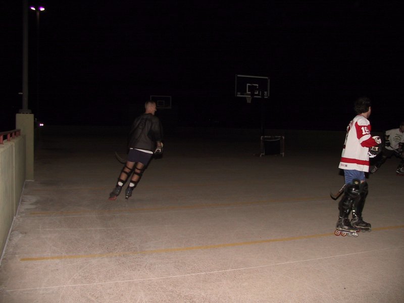 2002/11(November)/Hockey/800x600_2002-11-19-Hockey-31-Travis-Jim.JPG