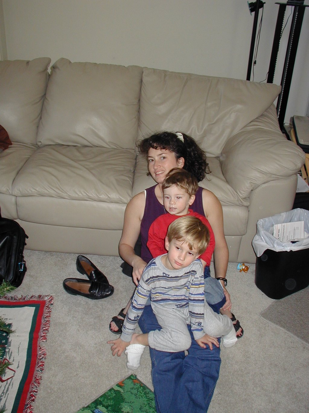 2002-11-30-Chance-Dax-Suzi-3.JPG