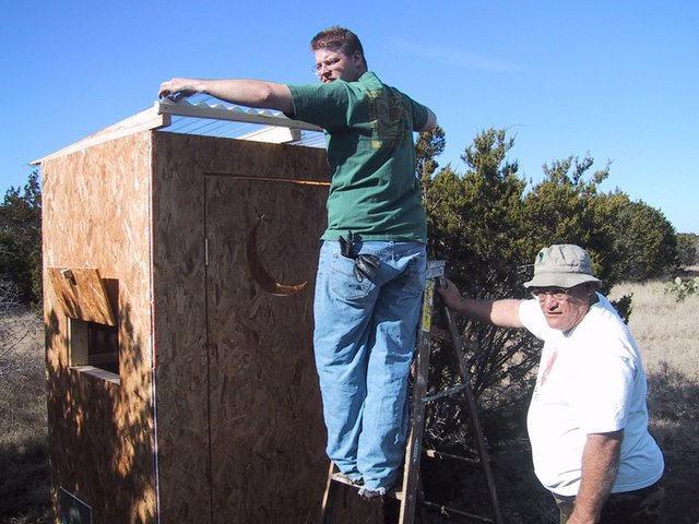 2002-12-12-Texas-Hunting-17-James-Val-outhouse.jpg