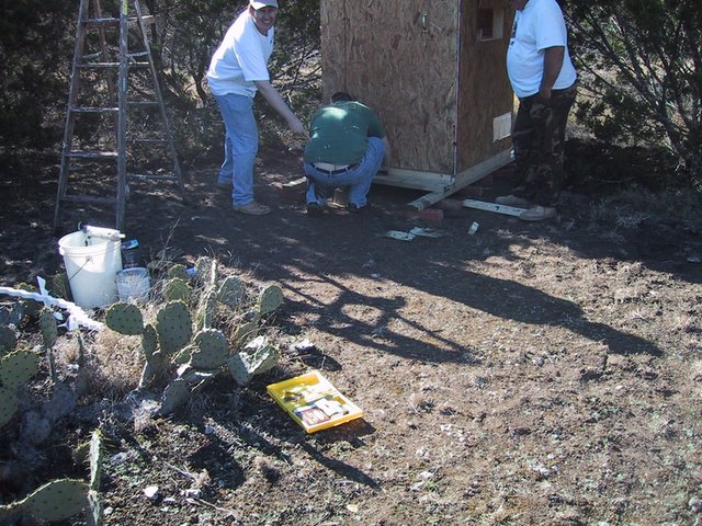 2002-12-12-Texas-Hunting-18-Val-Steve-James-butcrack-outhouse.jpg