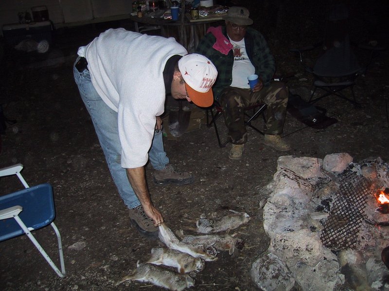 2002/12(December)/Hunting-Camping/800x600_2002-12-12-Texas-Hunting-22-Travis-Val-rabbits.jpg