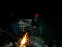 2002-12-12-Texas-Hunting-04-Travis-campfire.JPG