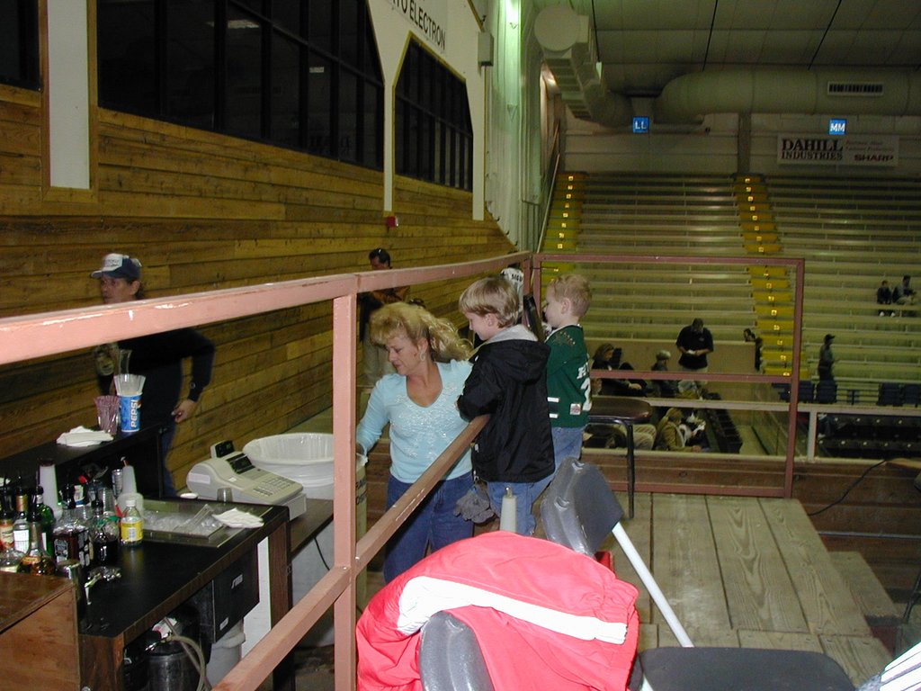 2002/12(December)/IceBats/1024x768_2002-12-27-IceBats-2-Chance-Vale.JPG
