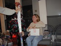 2002-12-24-Xmas-27-Katie-skis.JPG