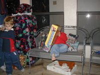 2002-12-24-Xmas-35-Vale.JPG