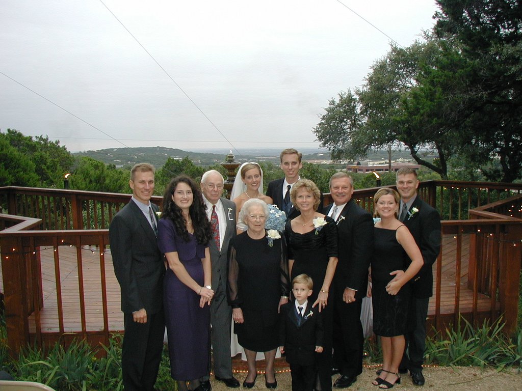 2002/Best/1024x768_2002-10-13-059-Josh-Heather-Wedding-Travis-Suzi-Melvin-Mary-Janeen-Chance-Jim-Katie-Justin.JPG