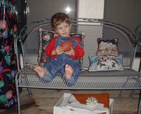 2002-12-24-Xmas-31-Dax-football.JPG