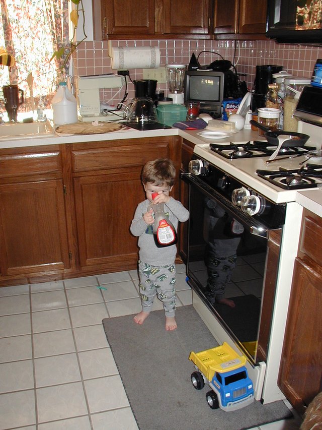 2003/01(January)/Misc/640x480_2003-01-21-Dax-syrup-1.JPG