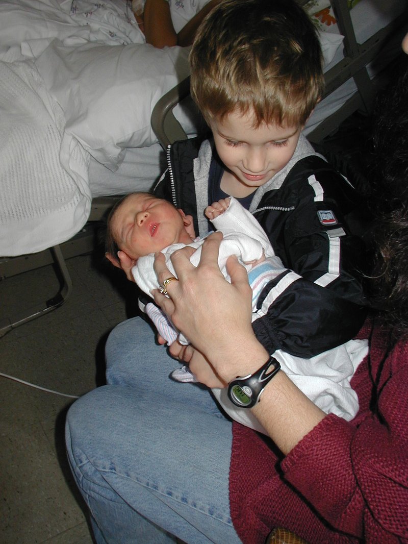 2003/01(January)/Sachin-Allums/800x600_2003-01-25-Sachin-5-Chance-Suzi.JPG