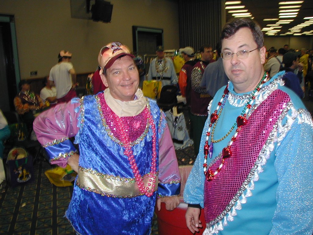 2003-03-01_13-14-18-Parade-dressing-room-Rob.JPG