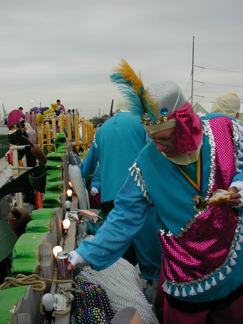2003-03-01_16-14-04-Parade-loading-beads-on-hooks.JPG