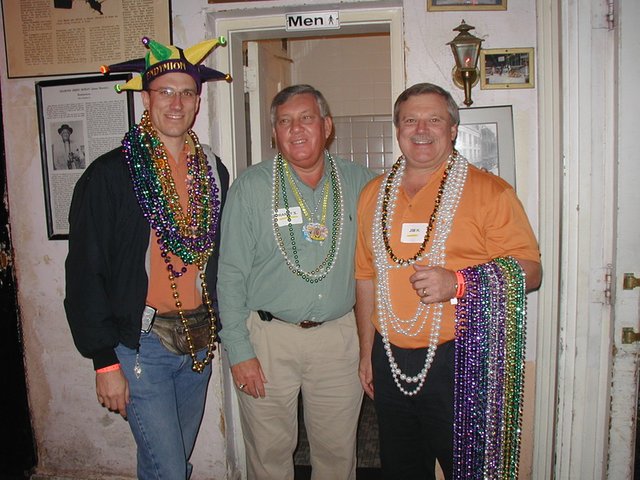 2003-02-27_20-58-17-Balcony-Travis-Randy-Jim.JPG
